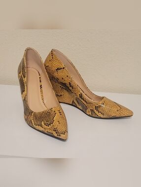 Yellow Snake-Print Wedge Pumps